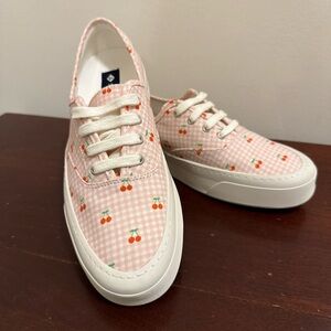 Sperry Candy CVO Pink Cherry Sneakers new with out tag